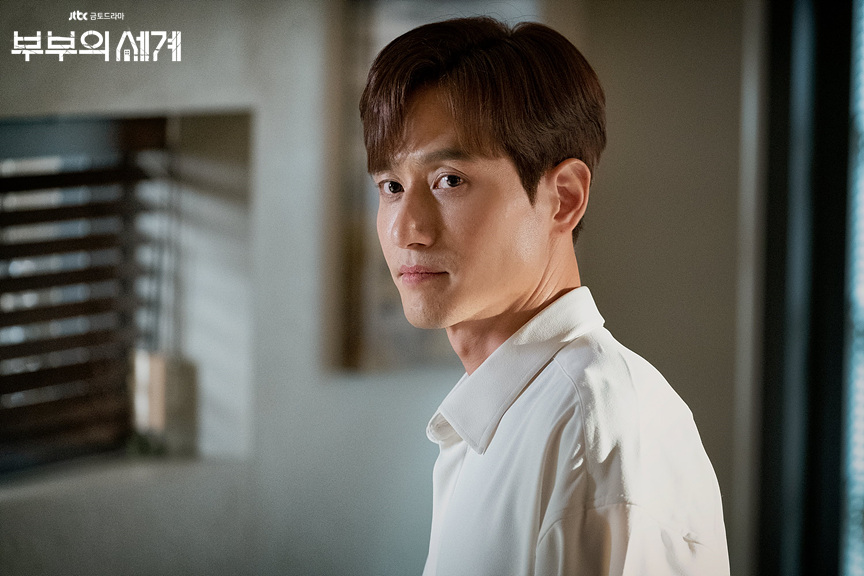 《夫妻的世界》剧照第30张图片