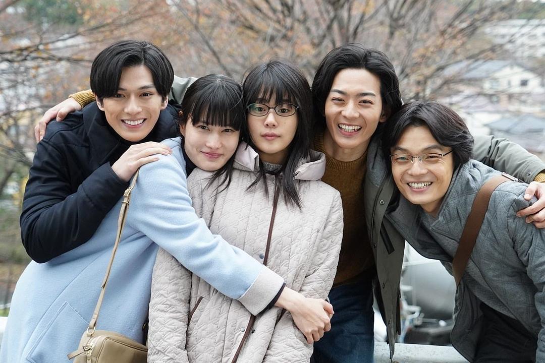 《同期的小樱》海报第28张图片