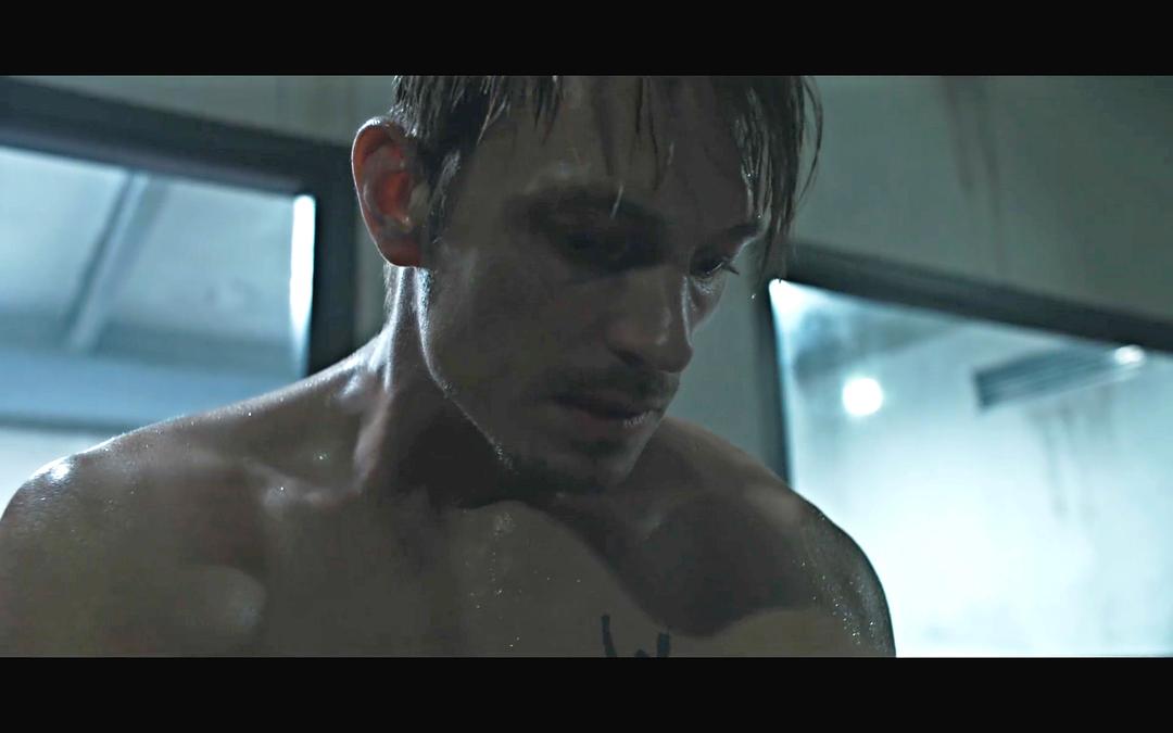 《汉娜第一季》海报第43张图片