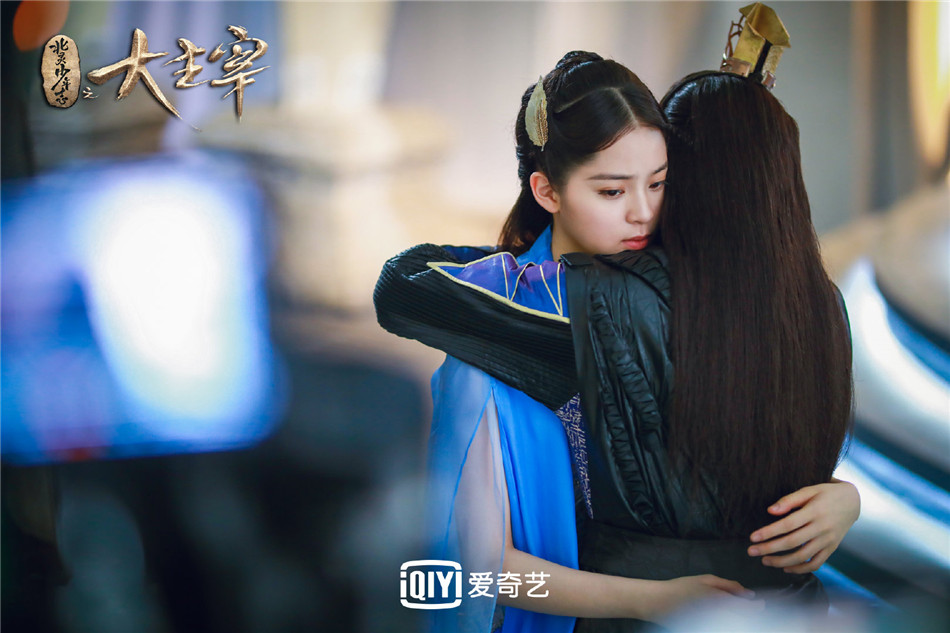 2欧阳娜娜饰演洛璃