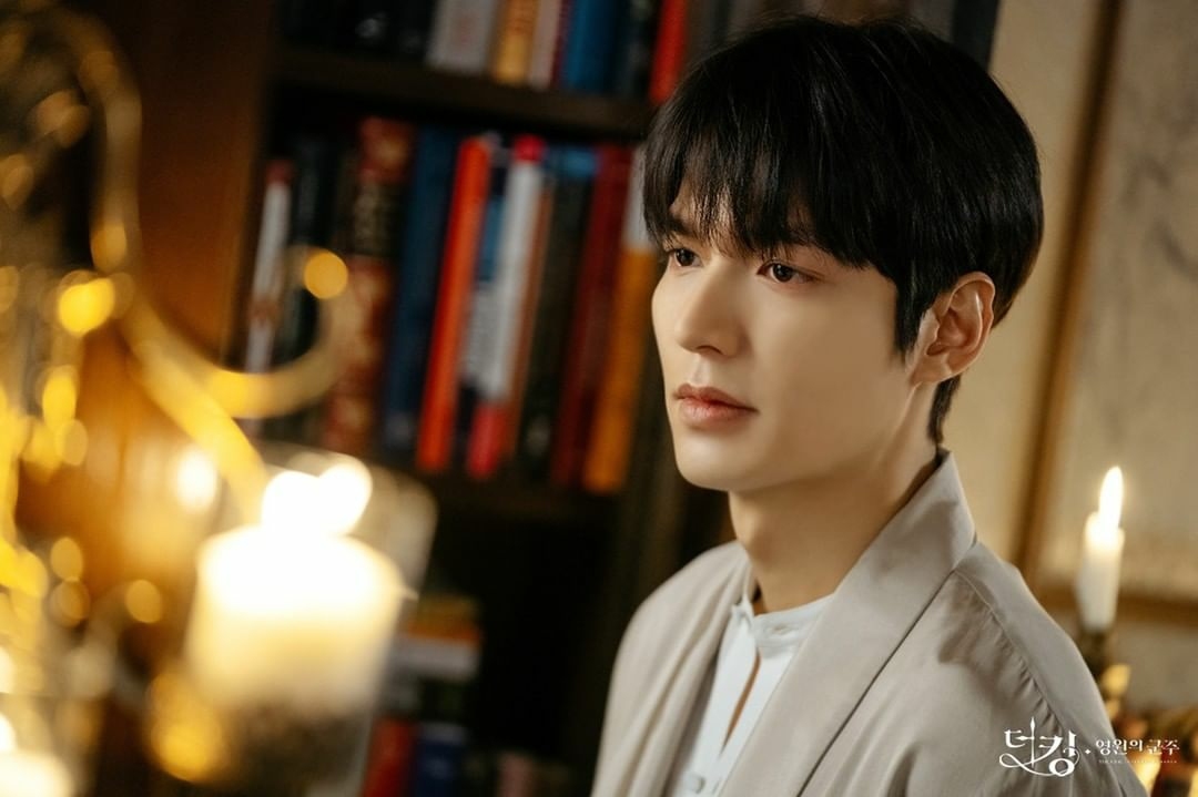 《国王：永远的君主》剧照