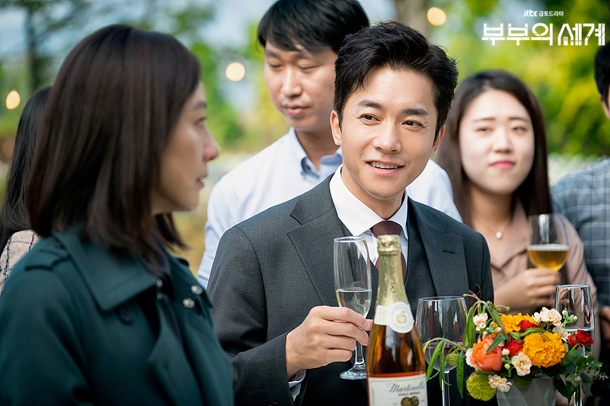 《夫妻的世界》剧照第13张图片