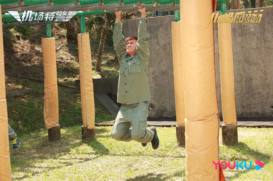 《机场特警》剧照第17张图片