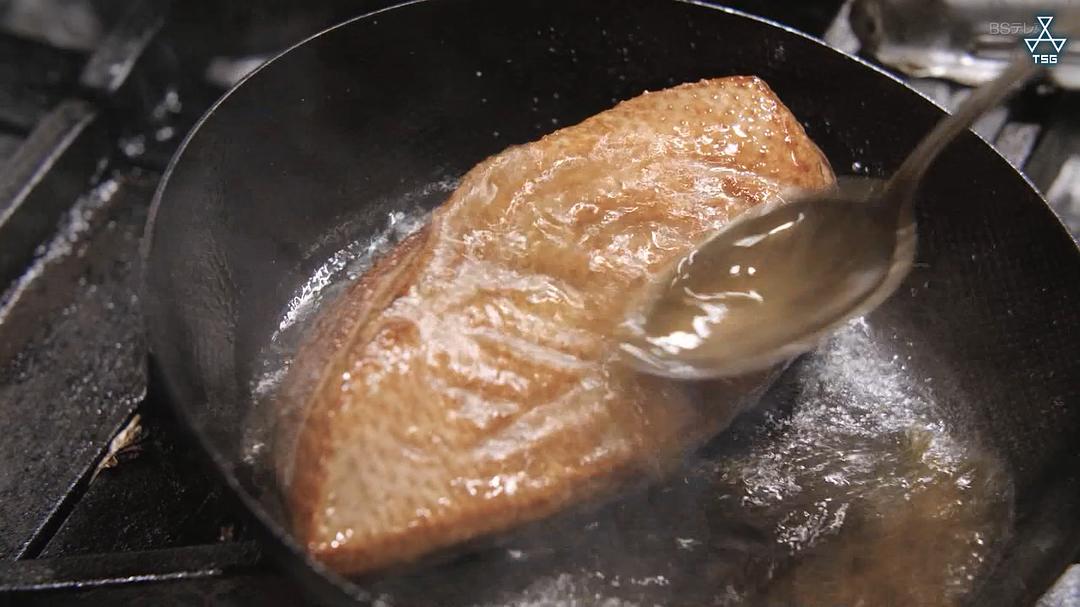 《今晚在コ字型》剧照第33张图片