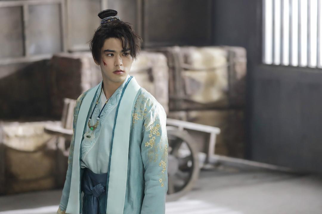 《少主且慢行第二季》海报第3张图片