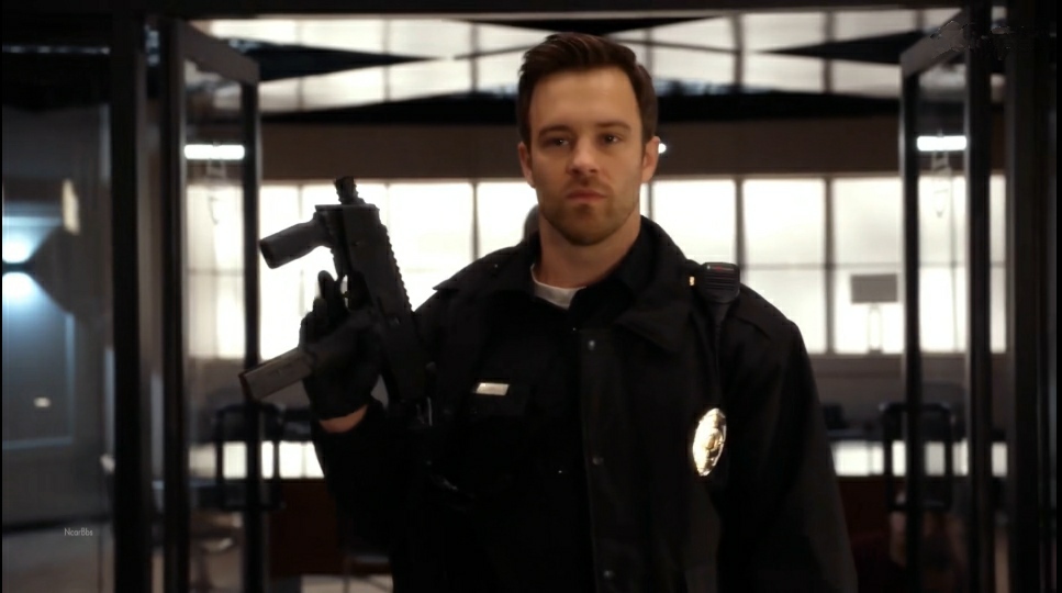 《紧急呼救第三季》剧照