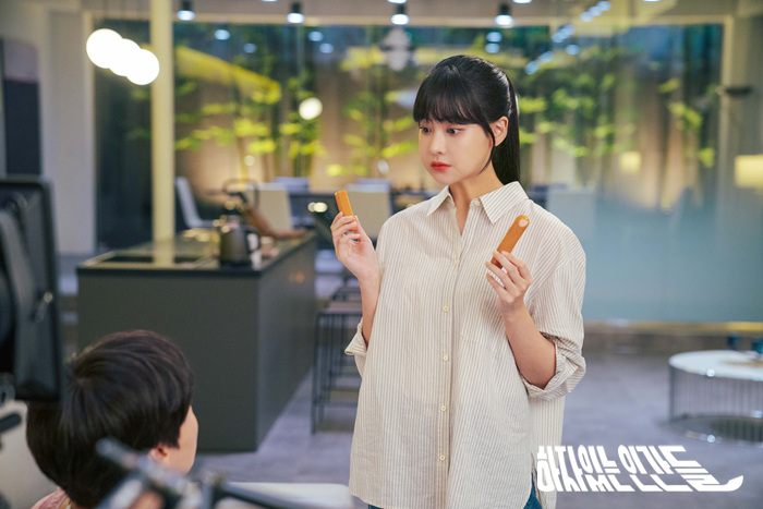 《有瑕疵的人们》剧照第49张图片