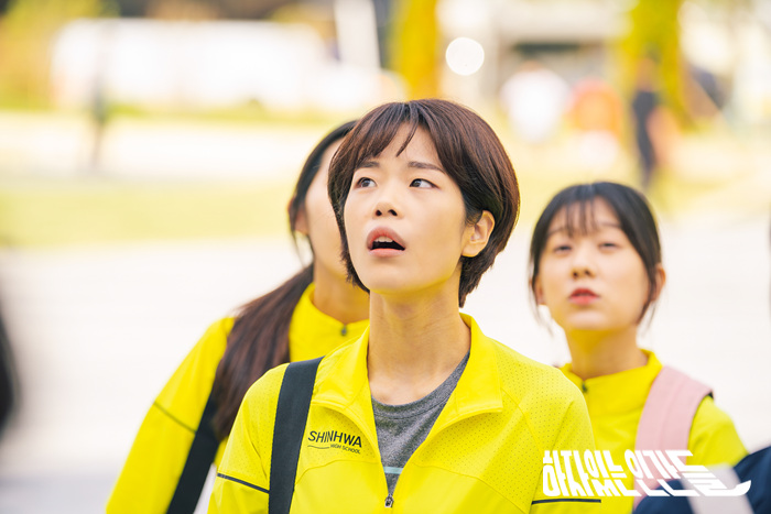 《有瑕疵的人们》剧照第18张图片