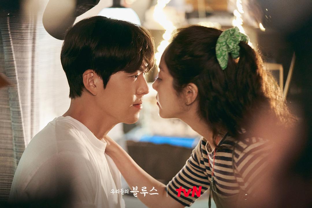 《我们的蓝调》剧照第27张图片