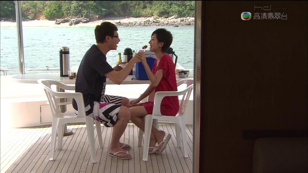 《翻叮一族》剧照第24张图片