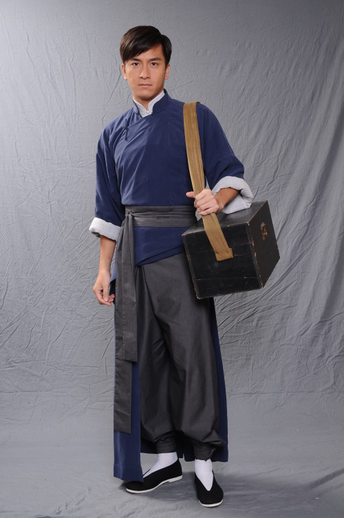 《铁马寻桥》海报