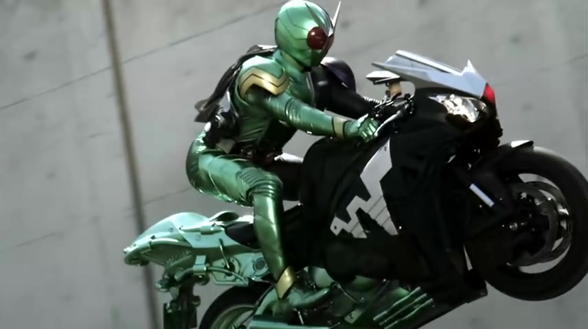 《假面骑士W(Double)FOREVERAtoZ\/命运的盖亚记忆存储条》海报第25张图片