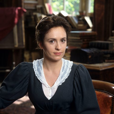 《米德镇的春天》海报第2张图片