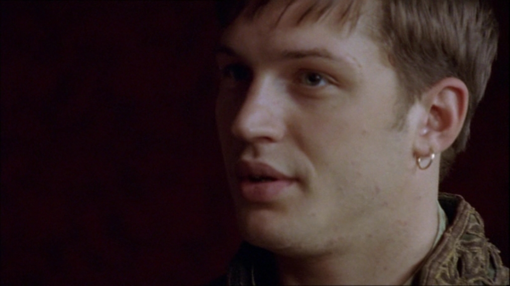 《童贞女王》剧照第32张图片