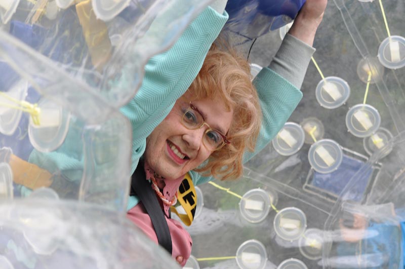 《疯城记第二季》剧照