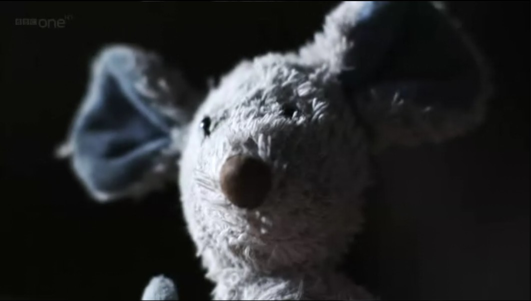 这是什么灵异恐怖片的...