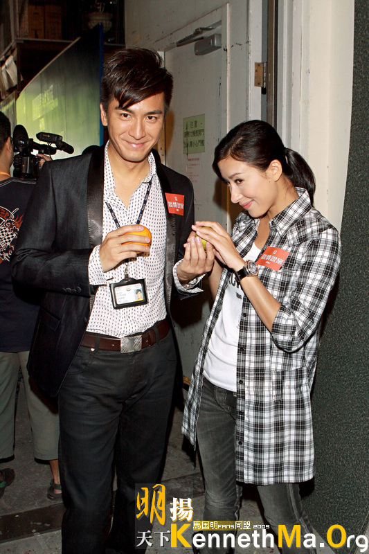 《谈情说案》海报第13张图片