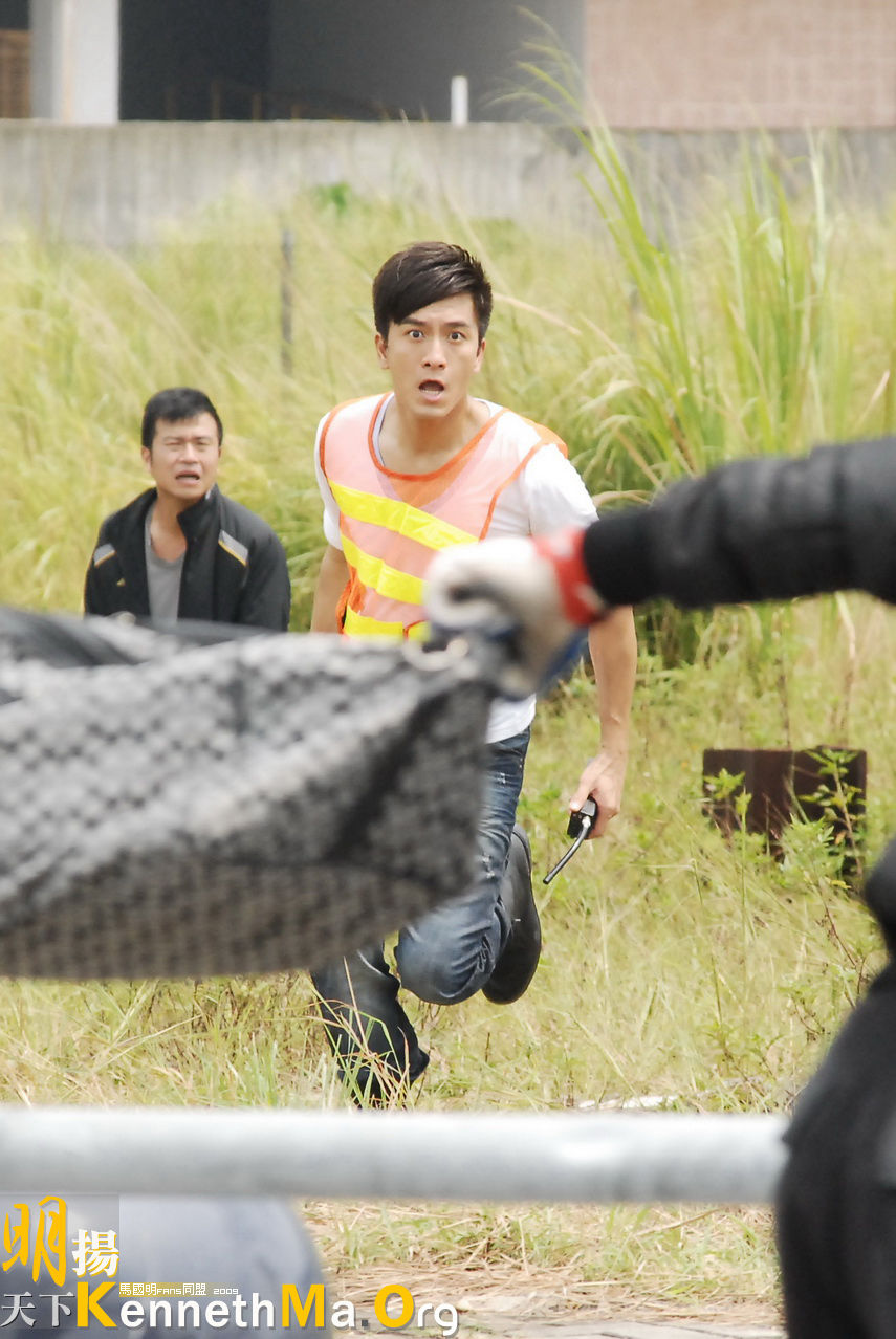 《谈情说案》海报第36张图片