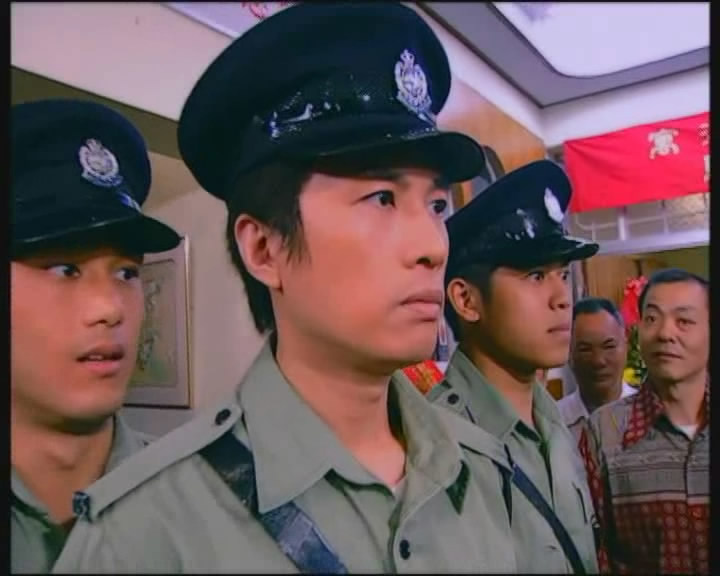 《栋笃神探》海报第46张图片