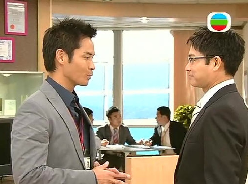 《与敌同行》剧照第35张图片