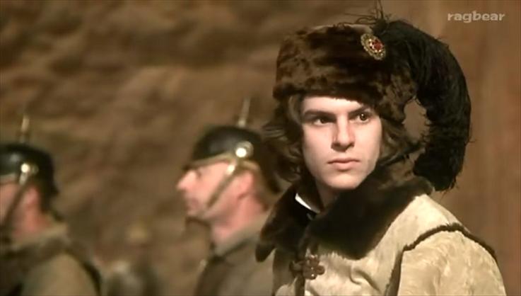 《歌门鬼城》海报第22张图片