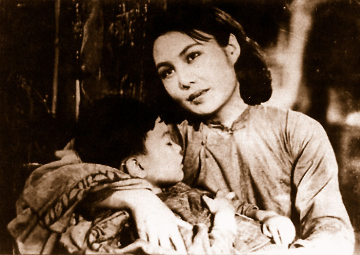 《一江春水向东流》剧照第13张图片