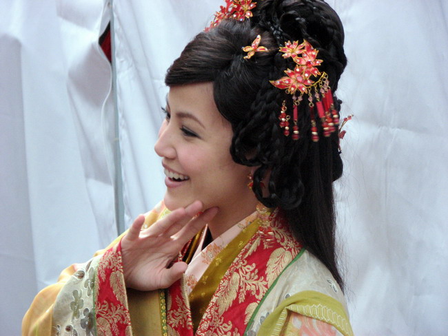 《女王办公室》海报第5张图片