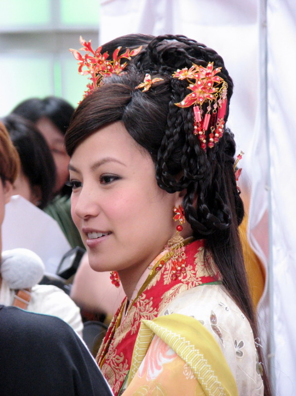 《女王办公室》海报第8张图片