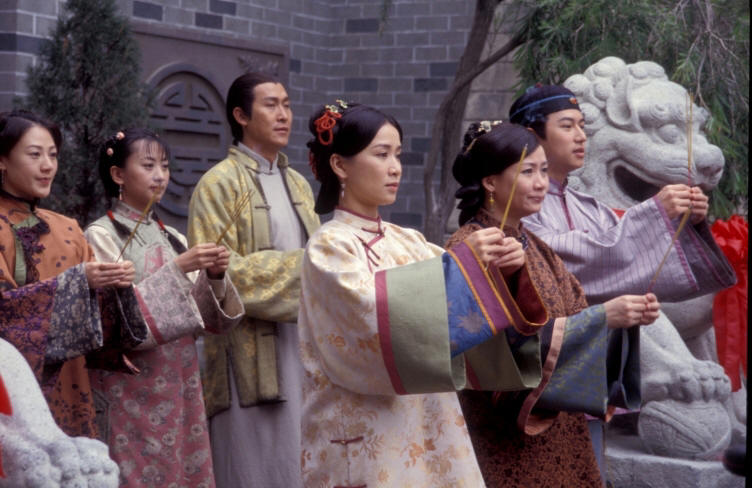 《凤凰四重奏》剧照第32张图片