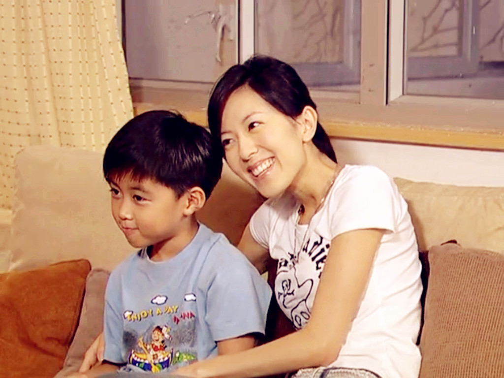 我觉得他们姐弟好有爱...