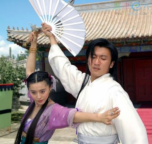 《小鱼儿与花无缺》海报第44张图片