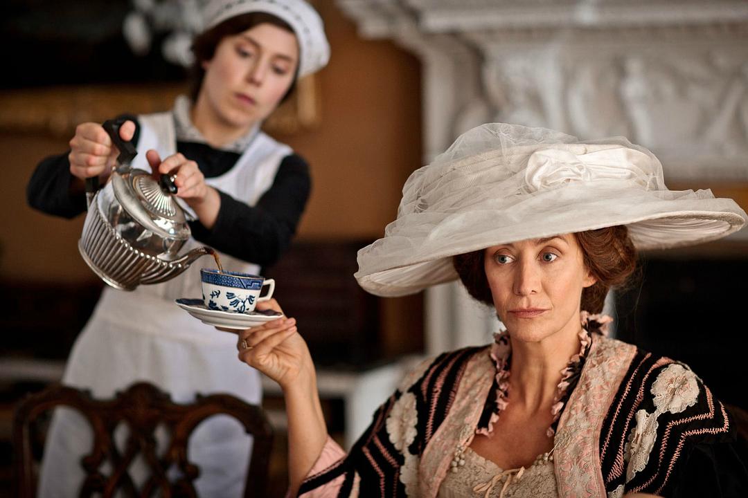 《队列之末》海报第24张图片