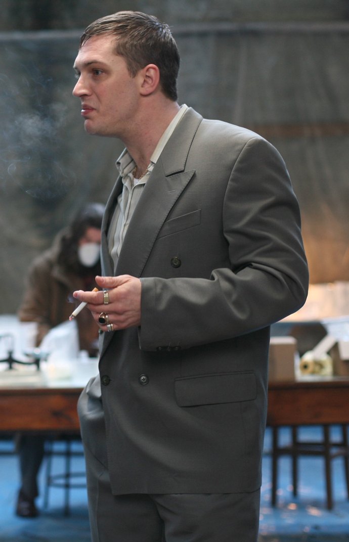 《黑道之家》剧照第7张图片