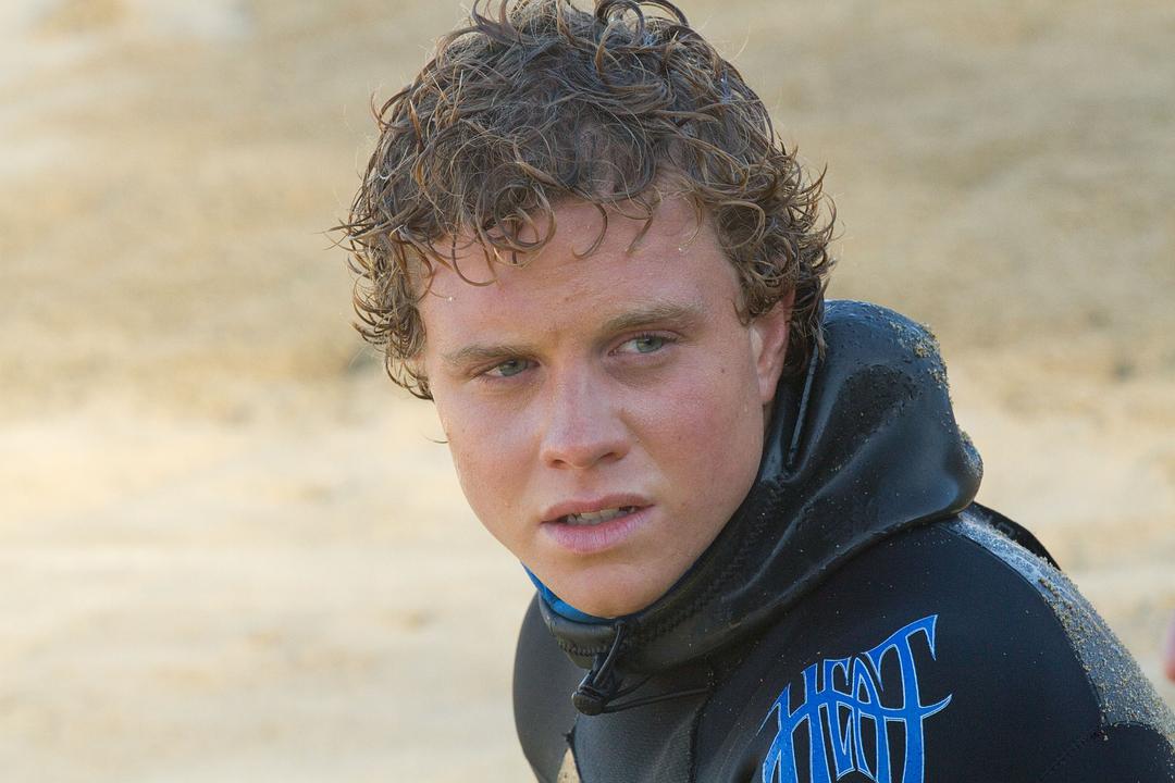 《冲浪英豪》海报第27张图片