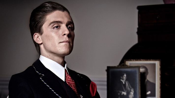 《布兰丁斯城堡第一季》剧照