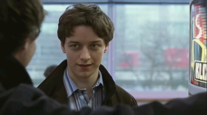 《政局密云》剧照