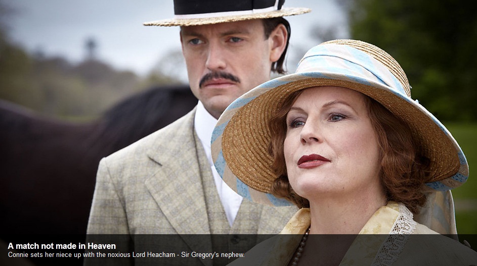 《布兰丁斯城堡第一季》剧照