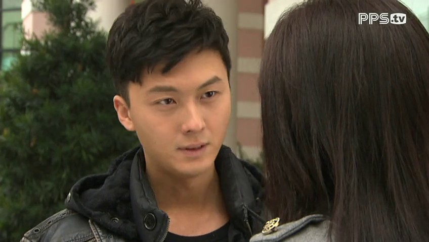 《女警爱作战》剧照第32张图片