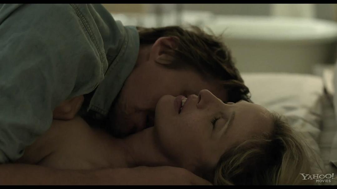 《爱在午夜降临前》剧照第26张图片