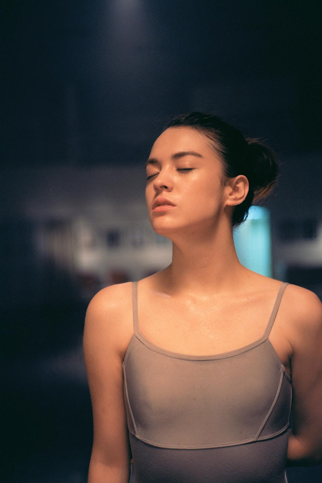 《逆光飞翔》海报