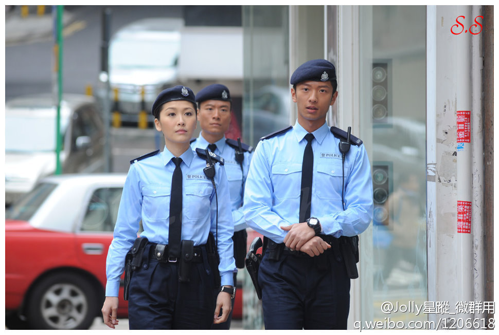 《女警爱作战》剧照第14张图片