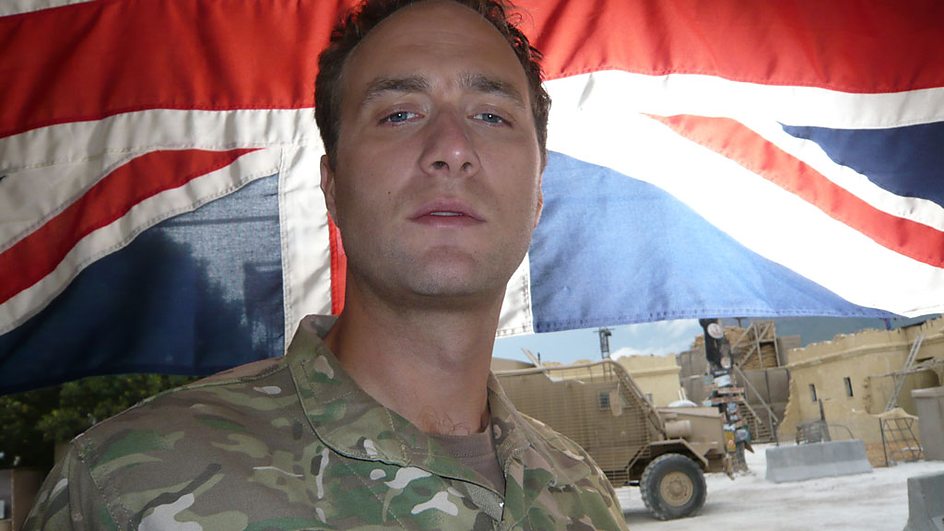 《神奇兵营42第一季》剧照第13张图片