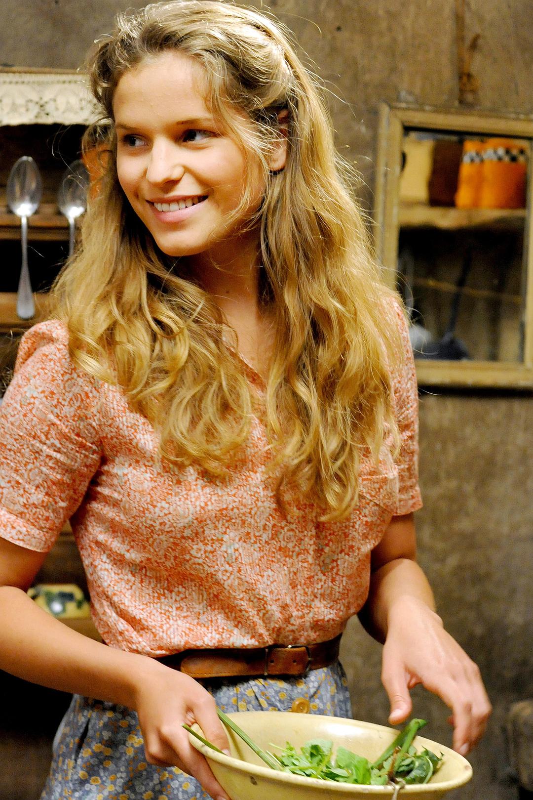 《灵犬雪莉》海报