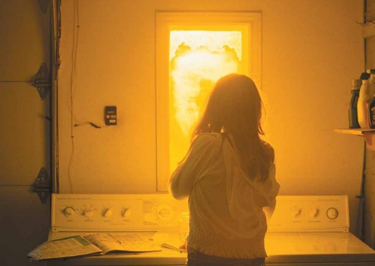 《妈咪》海报第13张图片