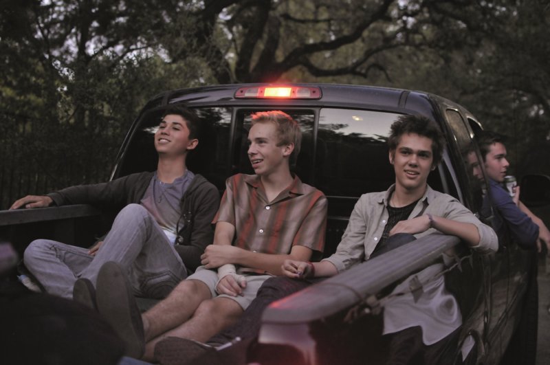 《少年时代》海报