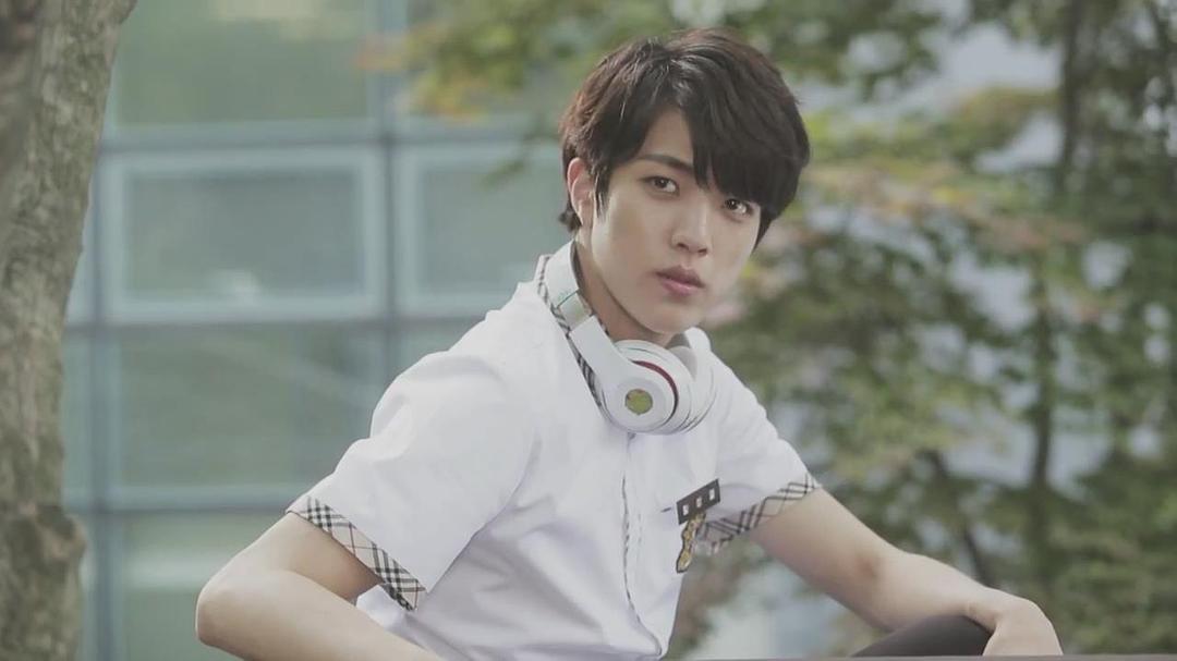 《爱在高中》剧照第43张图片