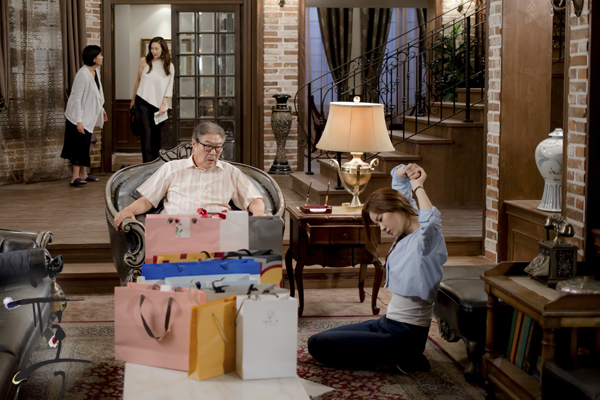 《诱惑》海报第25张图片