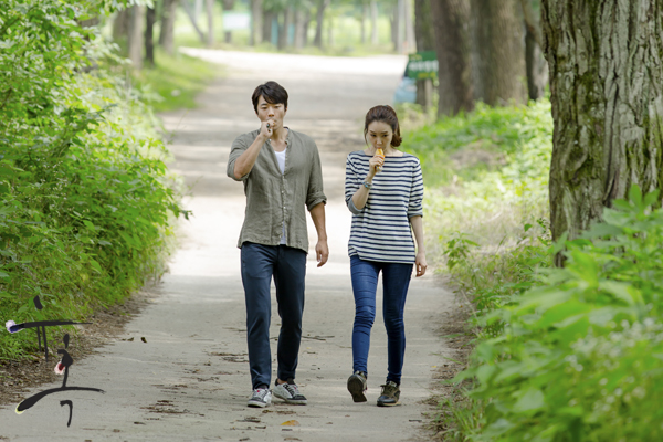 《诱惑》海报第14张图片