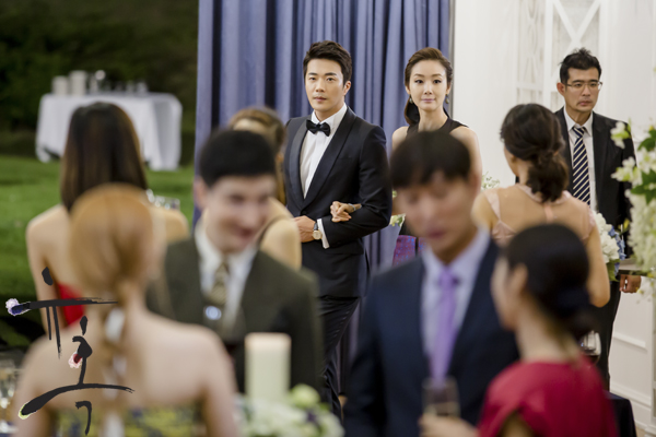 《诱惑》海报第32张图片