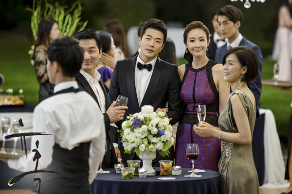 《诱惑》海报第28张图片